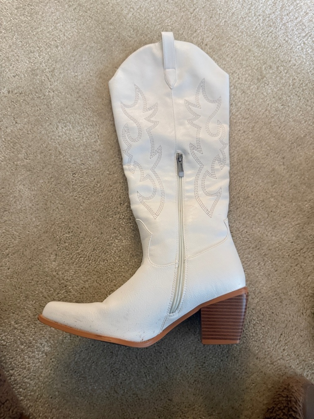 White Western-Style Knee Boot for Women